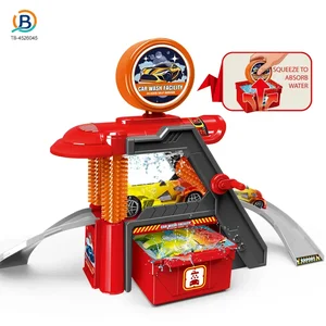 Wholesale Car Wash Toy Sets, Equipped with Manual Water Spray System and Alloy Toy Car