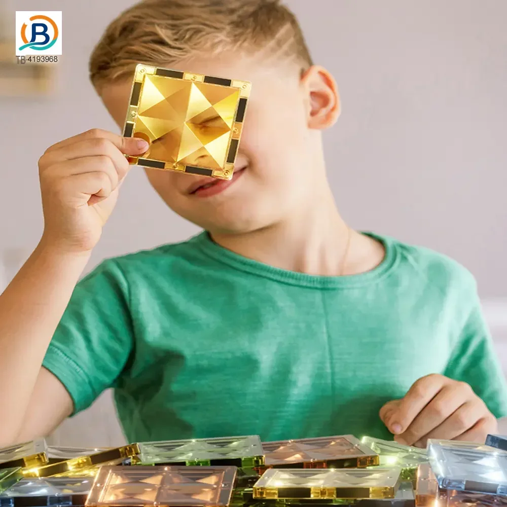Luminescent Magnetic Bricks (TB-4193968) — product photograph 3